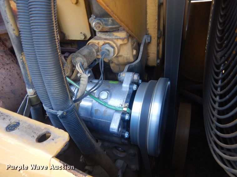 image for item DB7944 1999 Caterpillar D6M XL  dozer