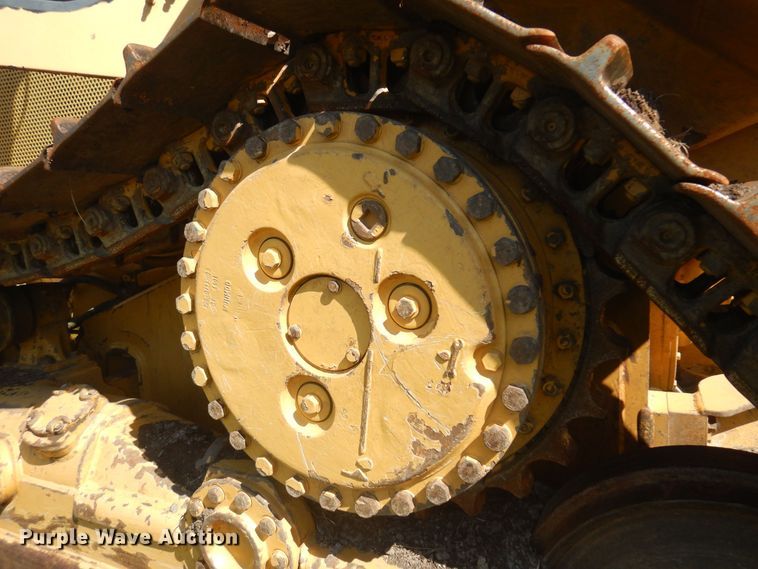 image for item DB7944 1999 Caterpillar D6M XL  dozer