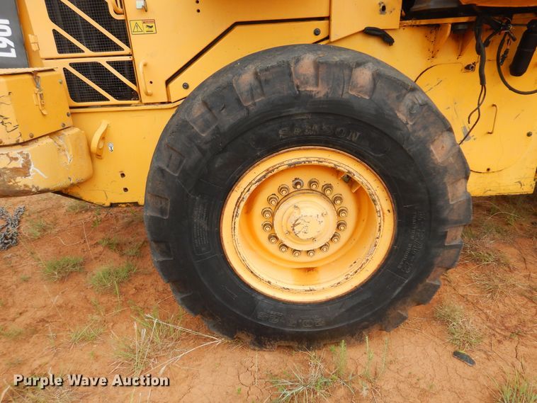 image for item DB7972 2010 Volvo L90F  wheel loader