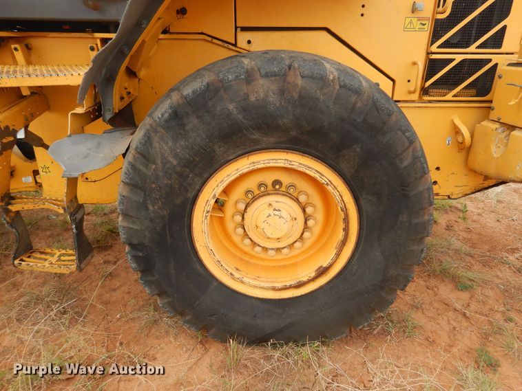 image for item DB7972 2010 Volvo L90F  wheel loader