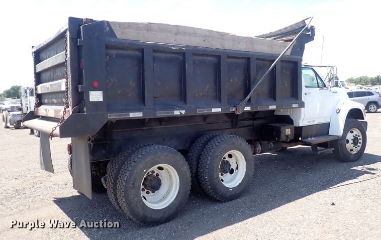 image for item DF5003 1998 Ford FT900  dump truck