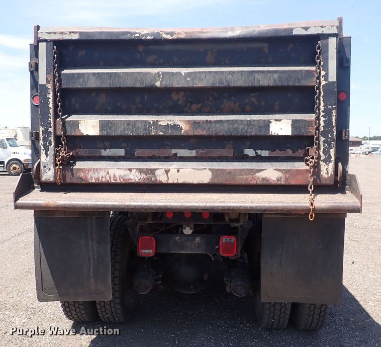 image for item DF5003 1998 Ford FT900  dump truck