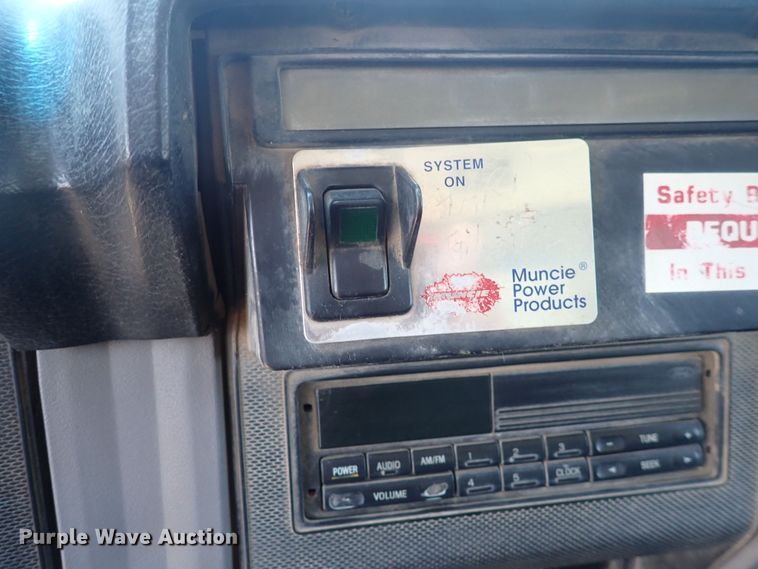 image for item DF5003 1998 Ford FT900  dump truck