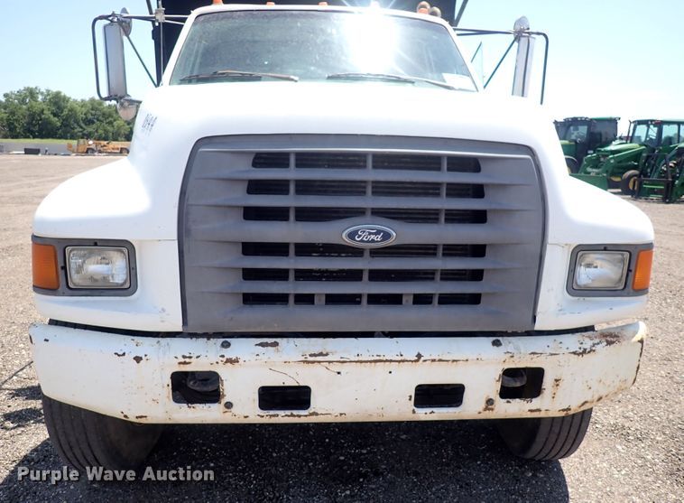 image for item DF5003 1998 Ford FT900  dump truck