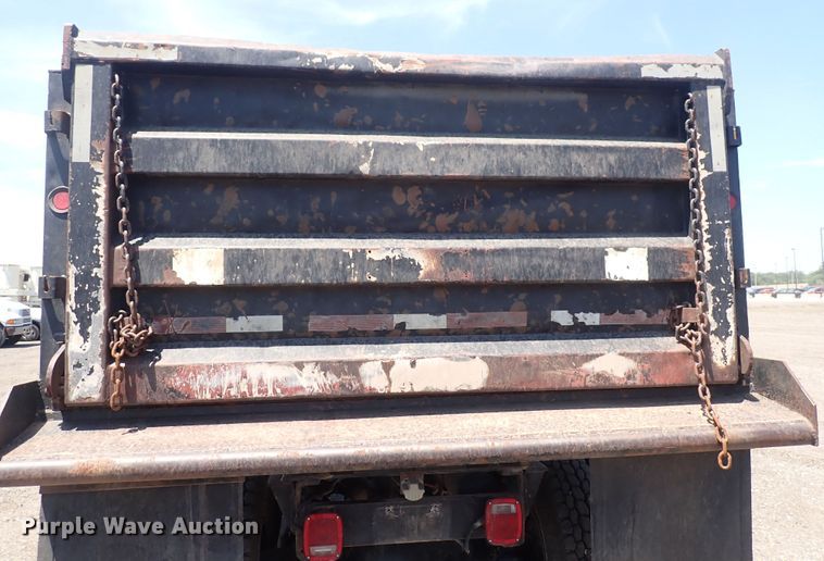 image for item DF5003 1998 Ford FT900  dump truck