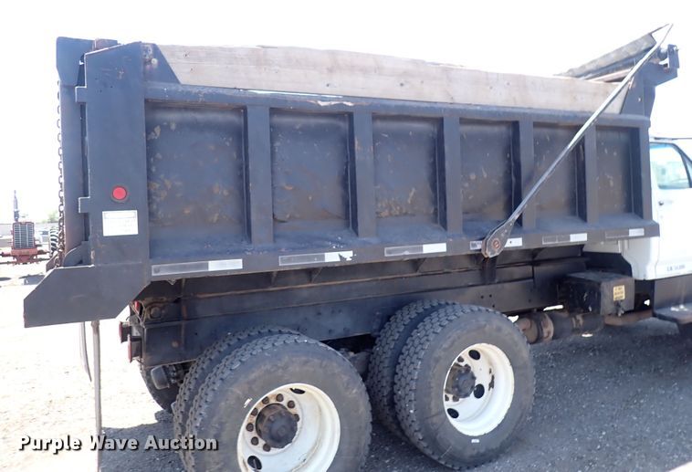 image for item DF5003 1998 Ford FT900  dump truck