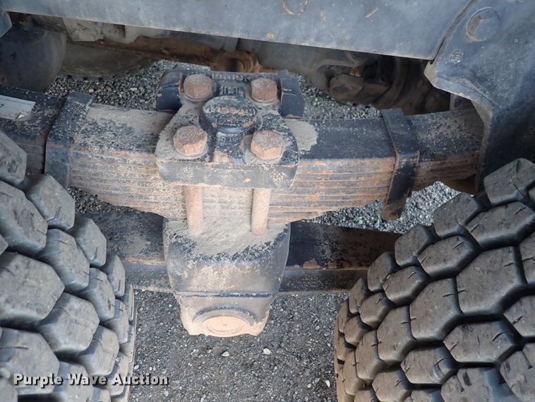 image for item DF5003 1998 Ford FT900  dump truck