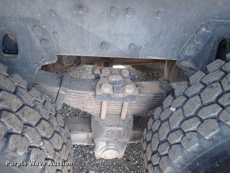 image for item DF5003 1998 Ford FT900  dump truck