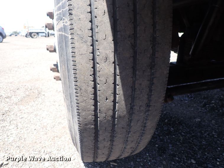 image for item DF5003 1998 Ford FT900  dump truck