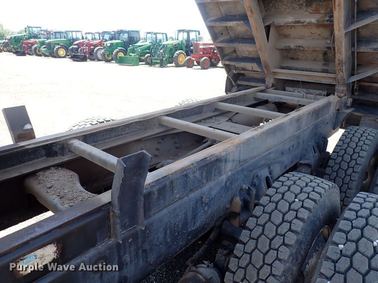 image for item DF5003 1998 Ford FT900  dump truck