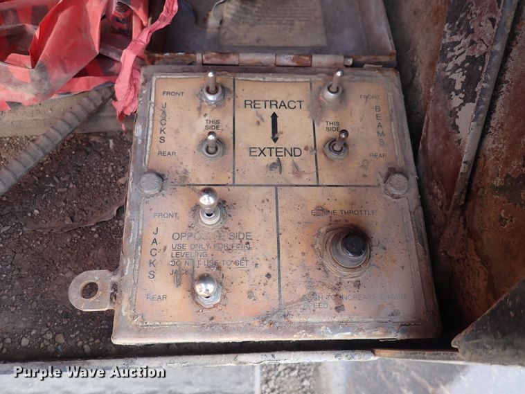 image for item DF5006 1981 FMC HC-218A  crane