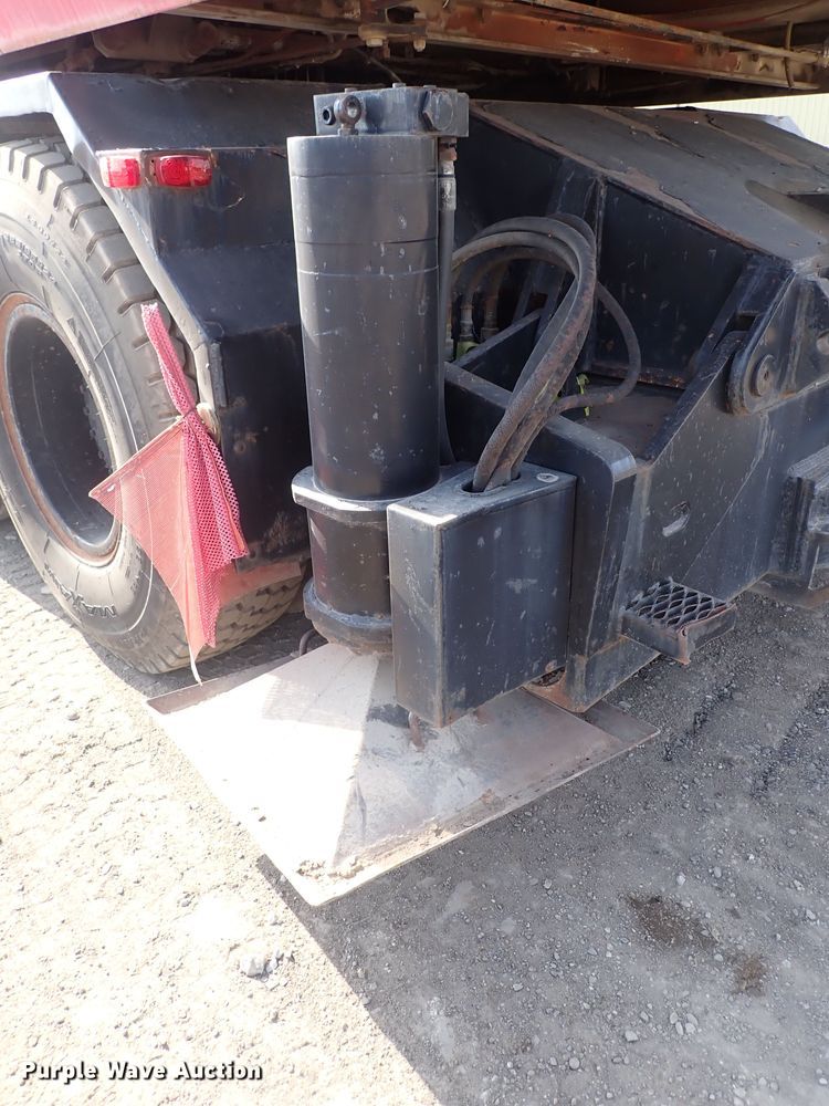 image for item DF5006 1981 FMC HC-218A  crane