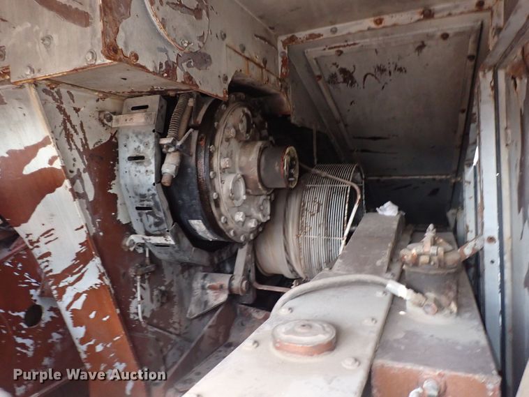 image for item DF5006 1981 FMC HC-218A  crane