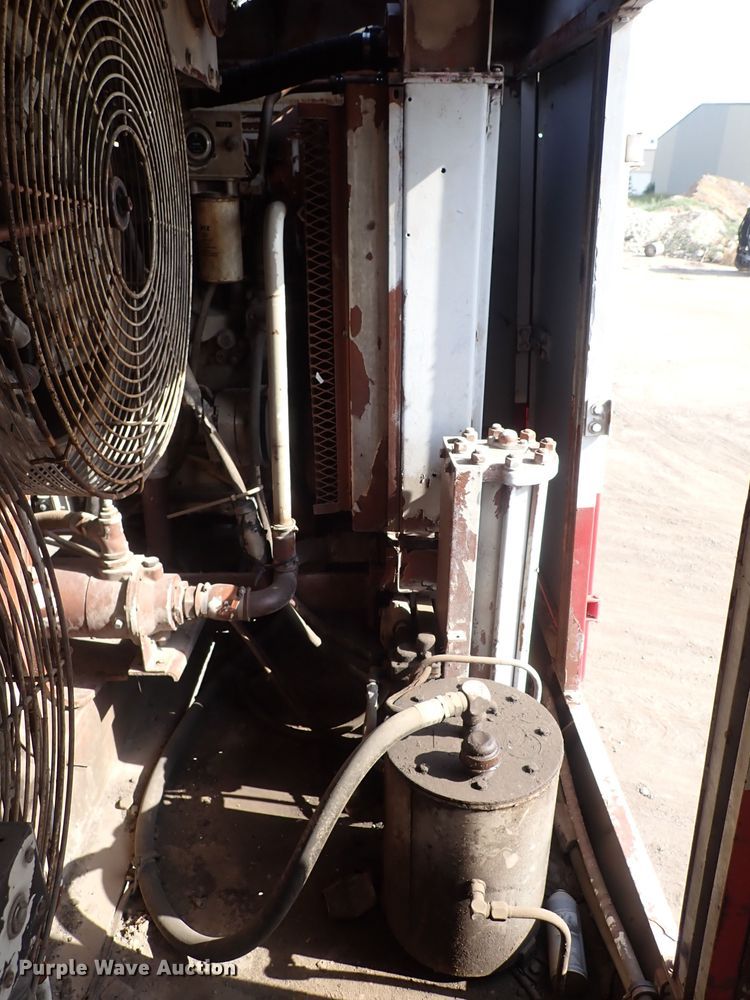 image for item DF5006 1981 FMC HC-218A  crane