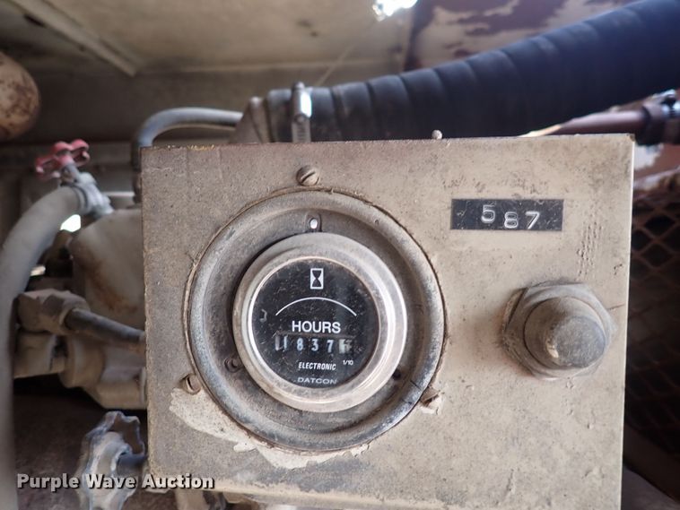 image for item DF5006 1981 FMC HC-218A  crane