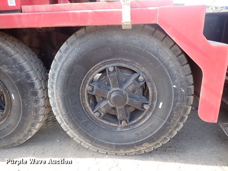 image for item DF5006 1981 FMC HC-218A  crane