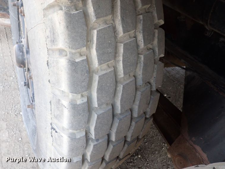 image for item DF5006 1981 FMC HC-218A  crane