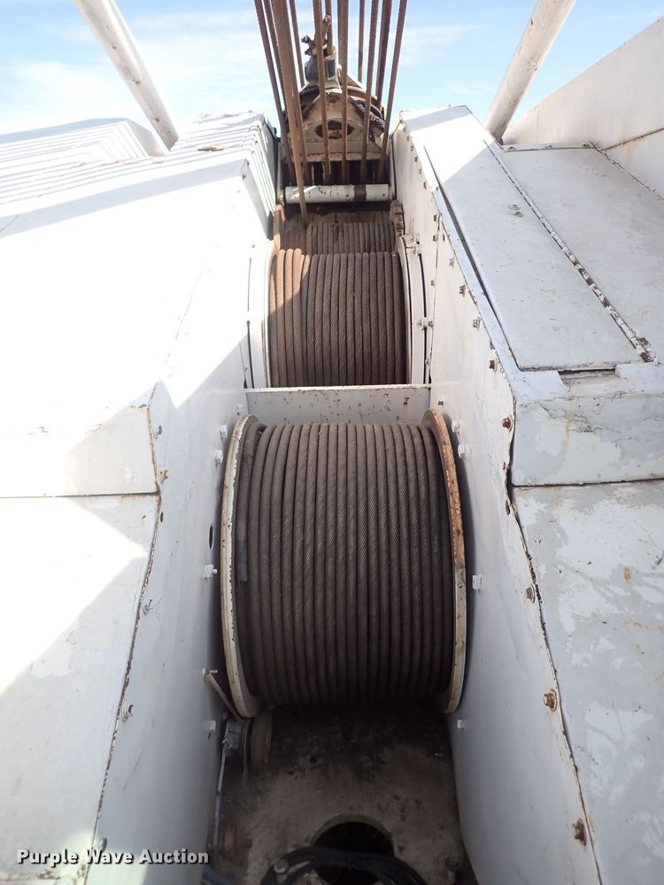 image for item DF5008 1980 FMC Link Belt HC-238B  crane