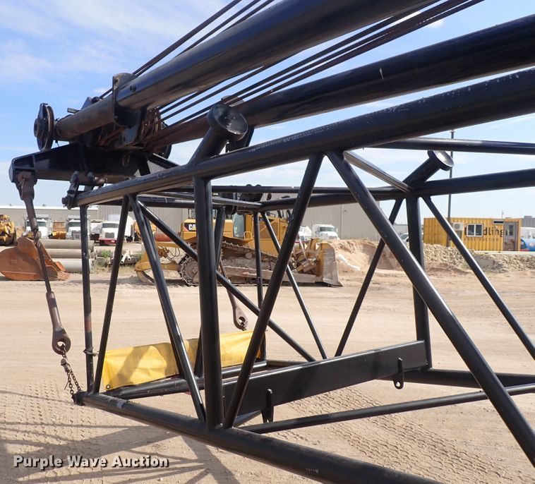 image for item DF5008 1980 FMC Link Belt HC-238B  crane