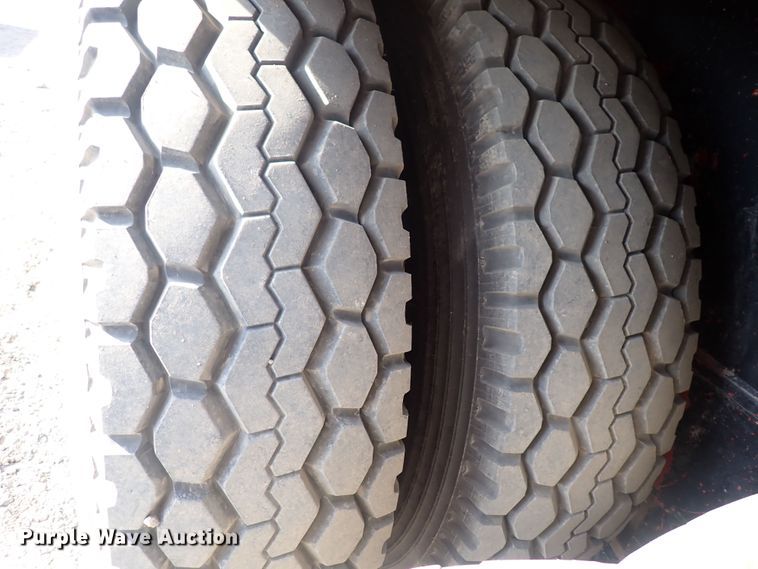 image for item DF5008 1980 FMC Link Belt HC-238B  crane