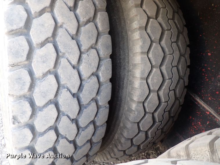 image for item DF5008 1980 FMC Link Belt HC-238B  crane