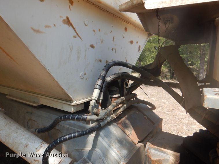 image for item DH7499 2002 Terex TA25  haul truck