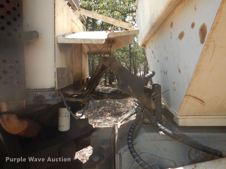 image for item DH7499 2002 Terex TA25  haul truck