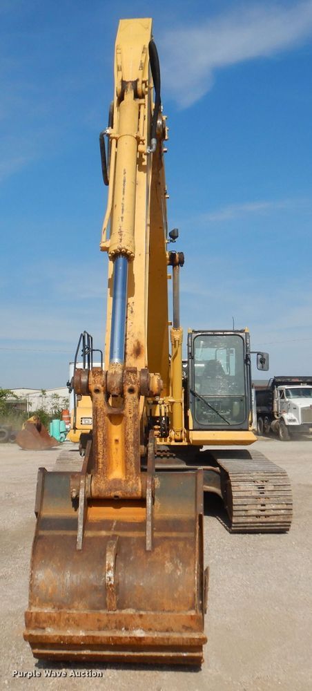 image for item DJ3842 2013 Komatsu PC360LC-10  excavator
