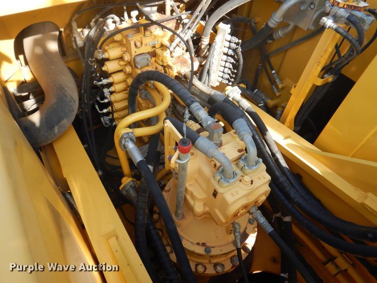 image for item DJ3842 2013 Komatsu PC360LC-10  excavator