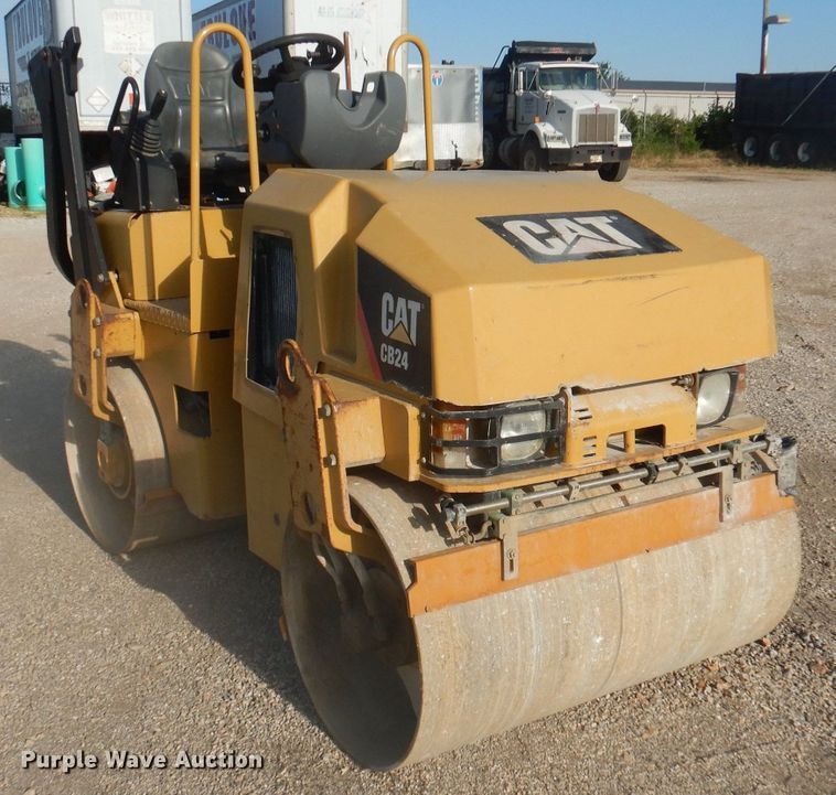 image for item DJ3843 2008 Caterpillar CB24  double drum vibratory roller