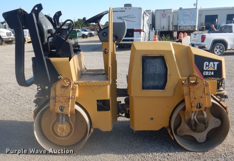 image for item DJ3843 2008 Caterpillar CB24  double drum vibratory roller