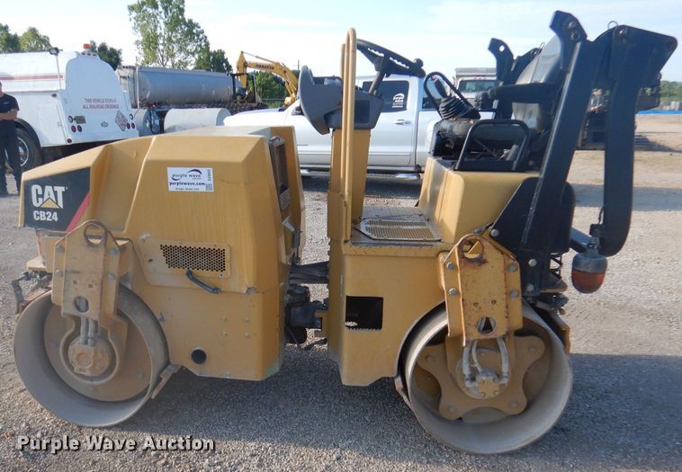 image for item DJ3843 2008 Caterpillar CB24  double drum vibratory roller