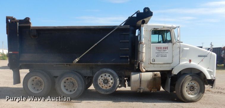 image for item DJ3847 2003 Kenworth T800  dump truck