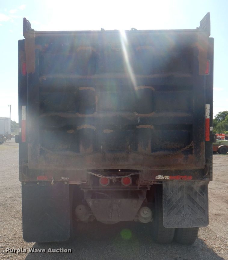 image for item DJ3847 2003 Kenworth T800  dump truck