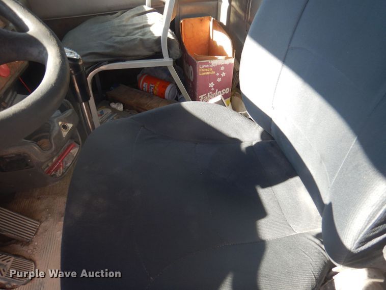 image for item DJ3847 2003 Kenworth T800  dump truck