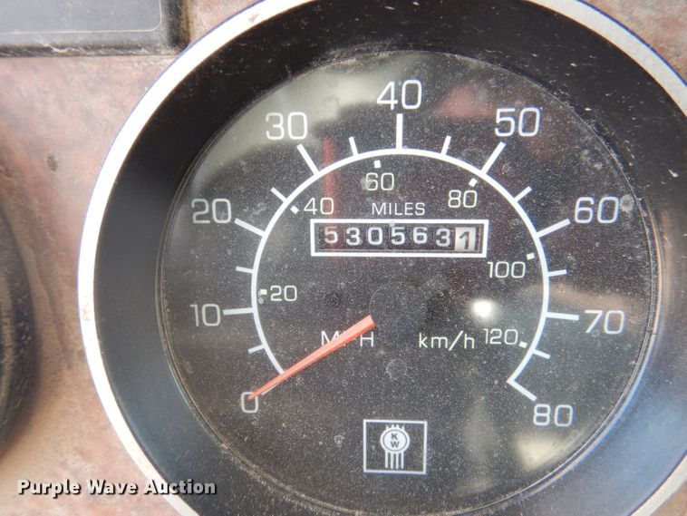 image for item DJ3847 2003 Kenworth T800  dump truck