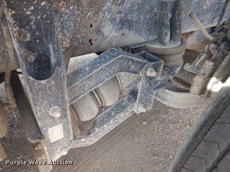 image for item DJ3847 2003 Kenworth T800  dump truck