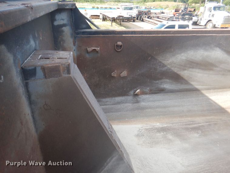 image for item DJ3847 2003 Kenworth T800  dump truck