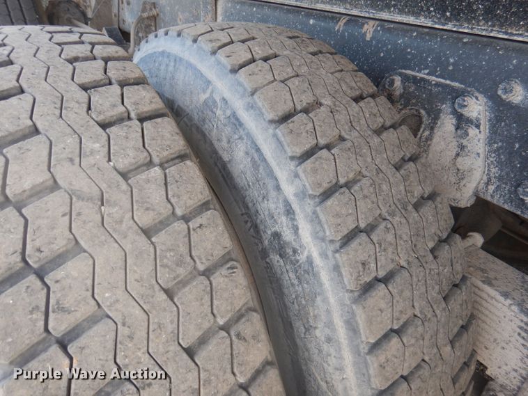 image for item DJ3847 2003 Kenworth T800  dump truck