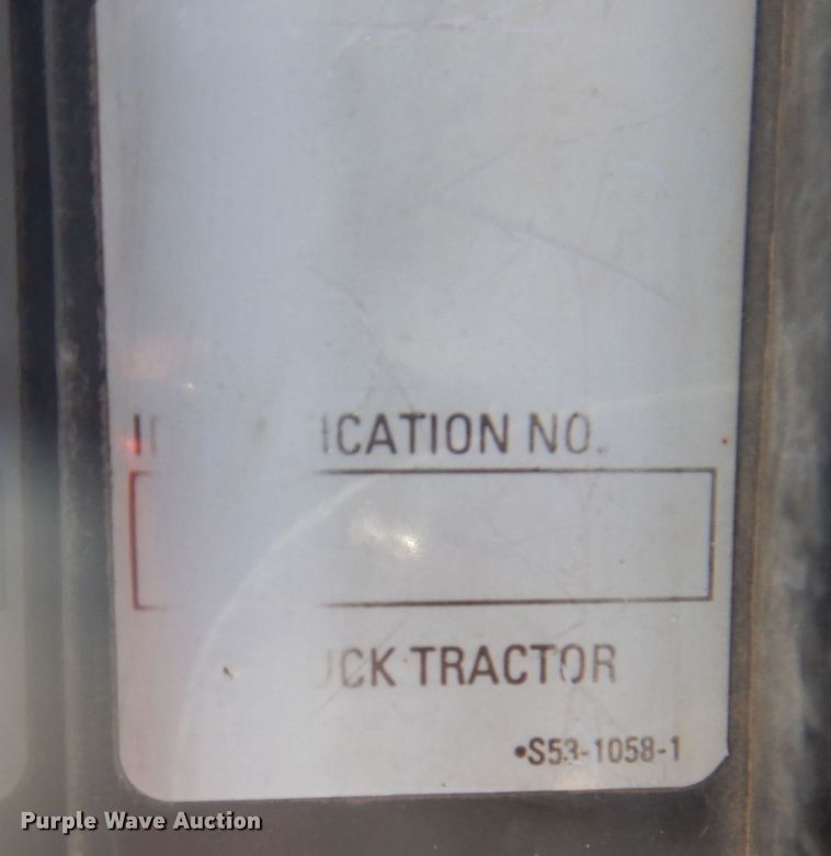 image for item DJ3847 2003 Kenworth T800  dump truck