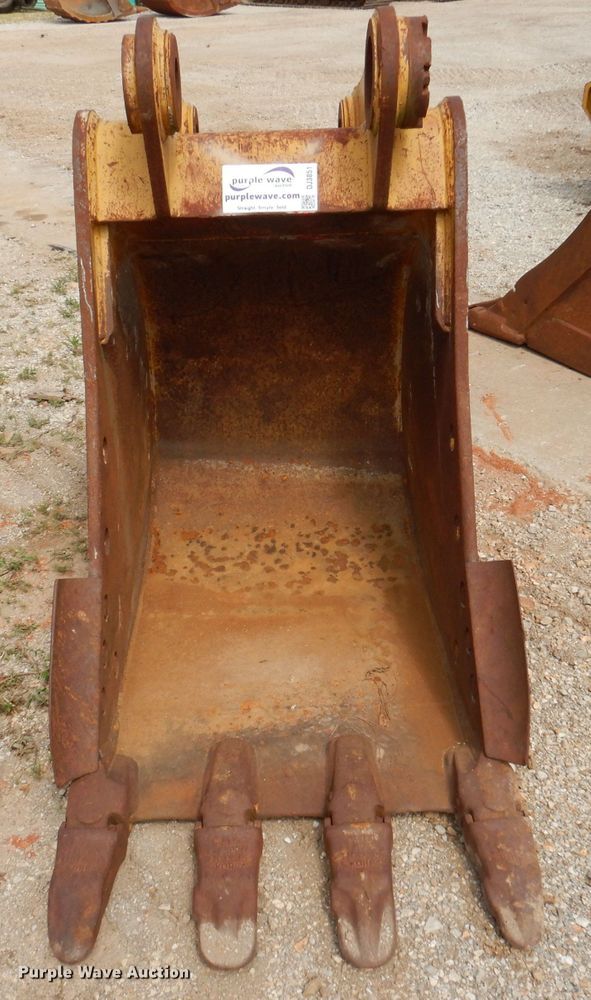 image for item DJ3851 Caterpillar  excavator bucket