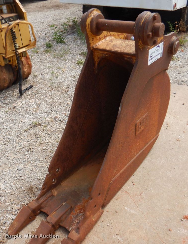 image for item DJ3852 Caterpillar  excavator bucket