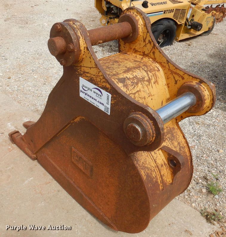 image for item DJ3852 Caterpillar  excavator bucket