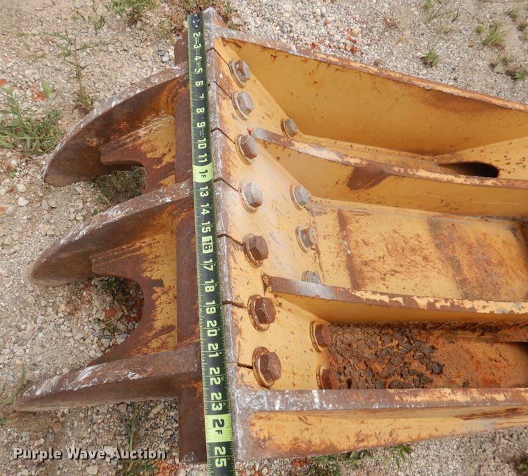 image for item DJ3856 Caterpillar  excavator thumb