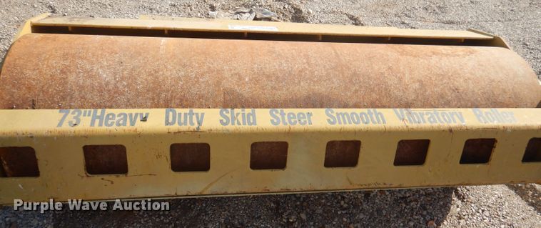 image for item DJ3861 Skid steer roller