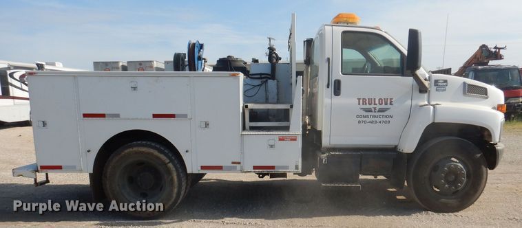 image for item DJ3862 2005 Chevrolet C7500  utility / service truck