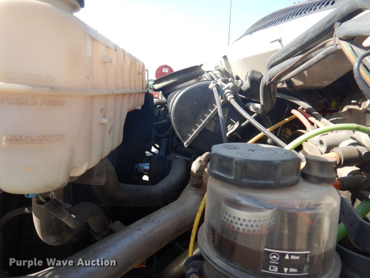 image for item DJ3862 2005 Chevrolet C7500  utility / service truck