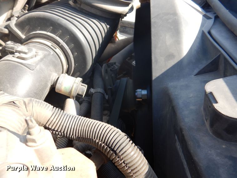 image for item DJ3862 2005 Chevrolet C7500  utility / service truck