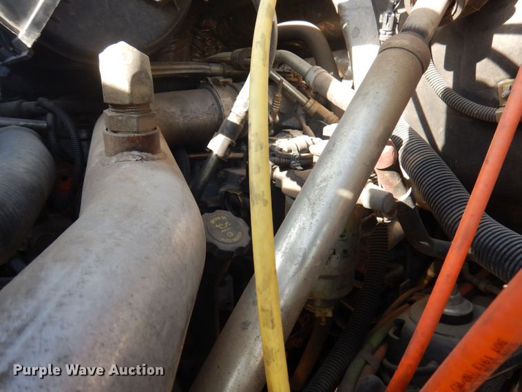 image for item DJ3862 2005 Chevrolet C7500  utility / service truck