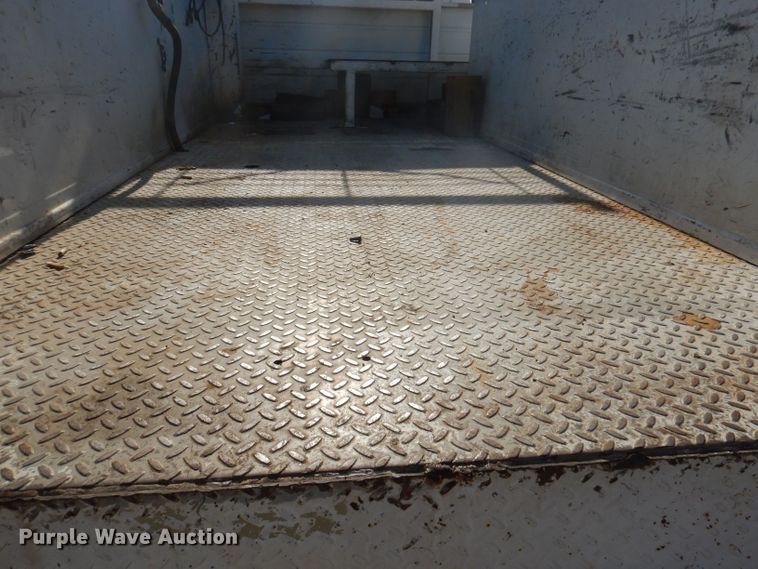 image for item DJ3862 2005 Chevrolet C7500  utility / service truck